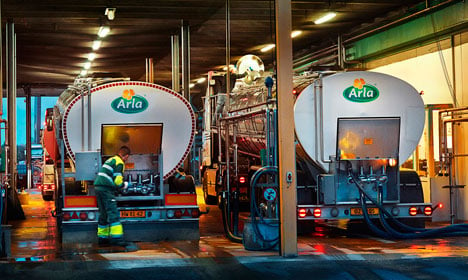 Dairy giant Arla pulls money out of Greece