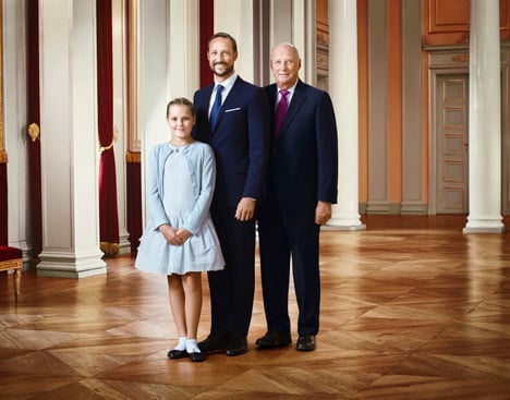 The succession line to Norwegian throne: King Harald, Crown Prince Haakon and Princess Ingrid Alexandra. Photo: Jørgen Gomnæs, Det kongelige hoff