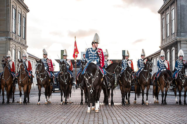 The queen was escorted by the Guard Hussar Regiment. Photo: Ólafur Steinar Gestsson/Scanpix 